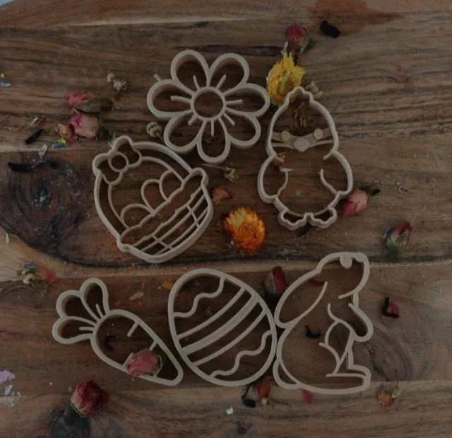 Easter cutter set