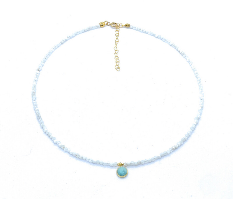 Gargantilla de piedra luna natural colgante de Larimar plata de primera ley chapada en oro amarillo ajustable de 40cm a 45cm