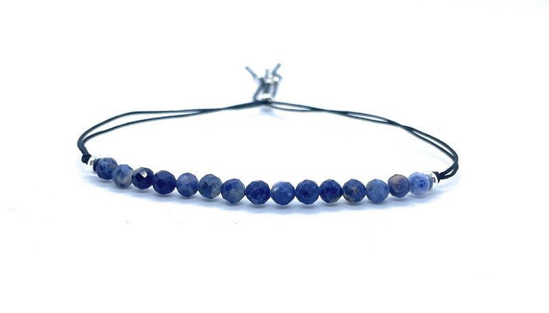 Pulsera de hilo sodalita piedra natural de 4mm de grosor plata de primera ley ajustable