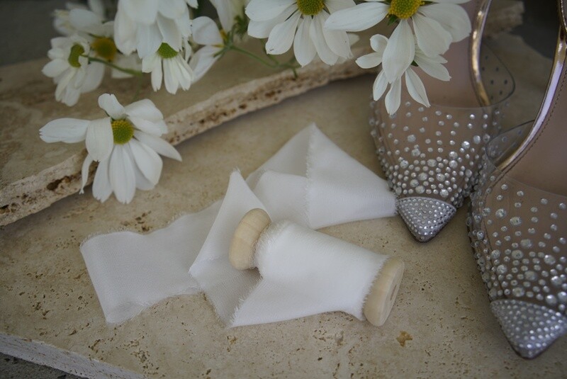 Ivory bouquet ribbon