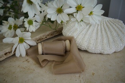 Latte bouquet ribbon