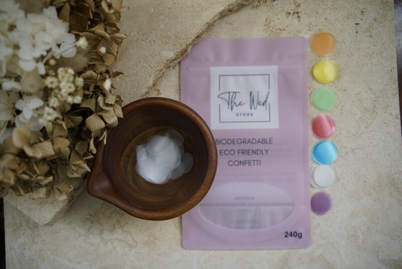 Custom blend biodegradable confetti circles
30 guests (Bag only)