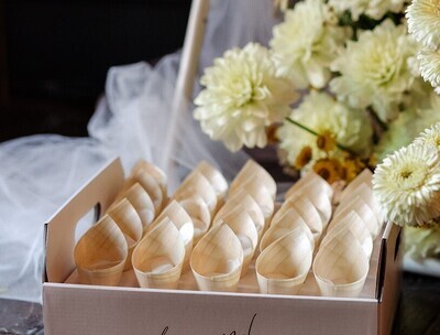 120 Confetti Cones