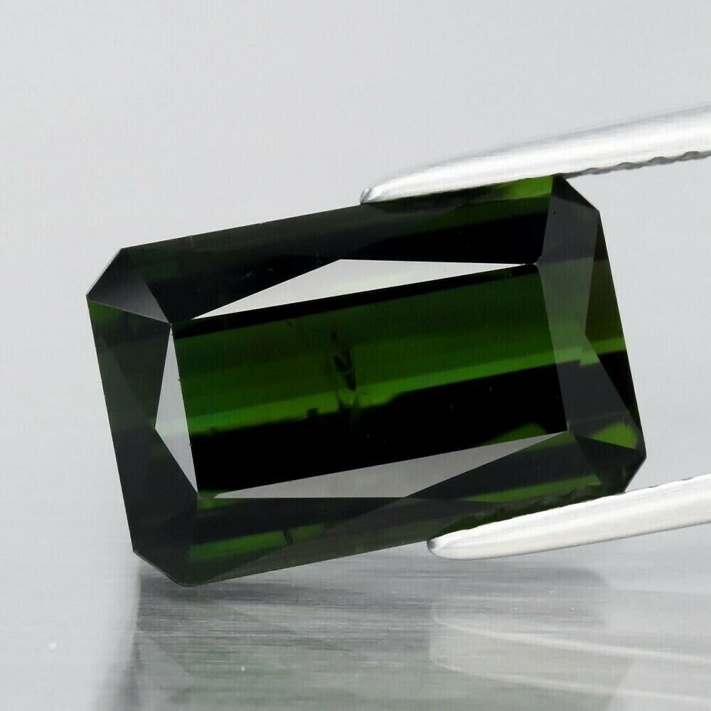 Tourmaline Pendant with 6.15 cwt  Green Tourmaline Natural Earth Mined.13.2x8.6x5.6mm. Unheated. See Video