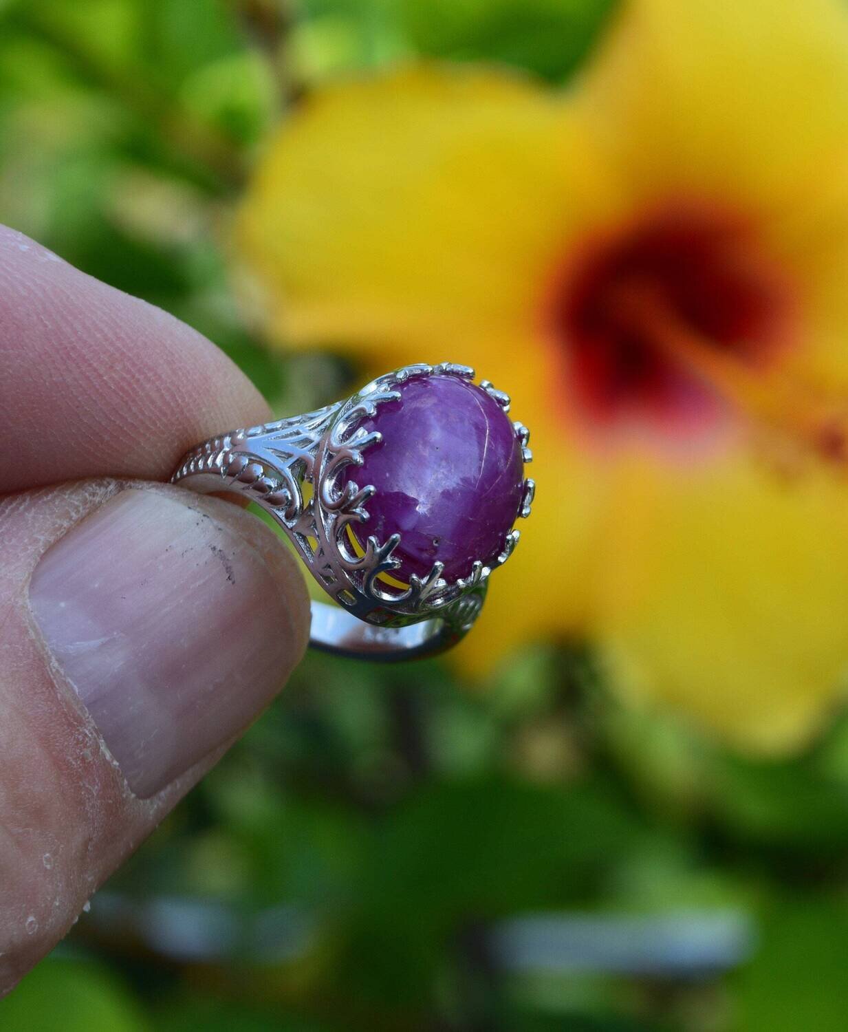 Size 8 Ring. Ruby. 14.7 cwt. Natural Earth Mined .  Appraised for $550 Retail Replacement.