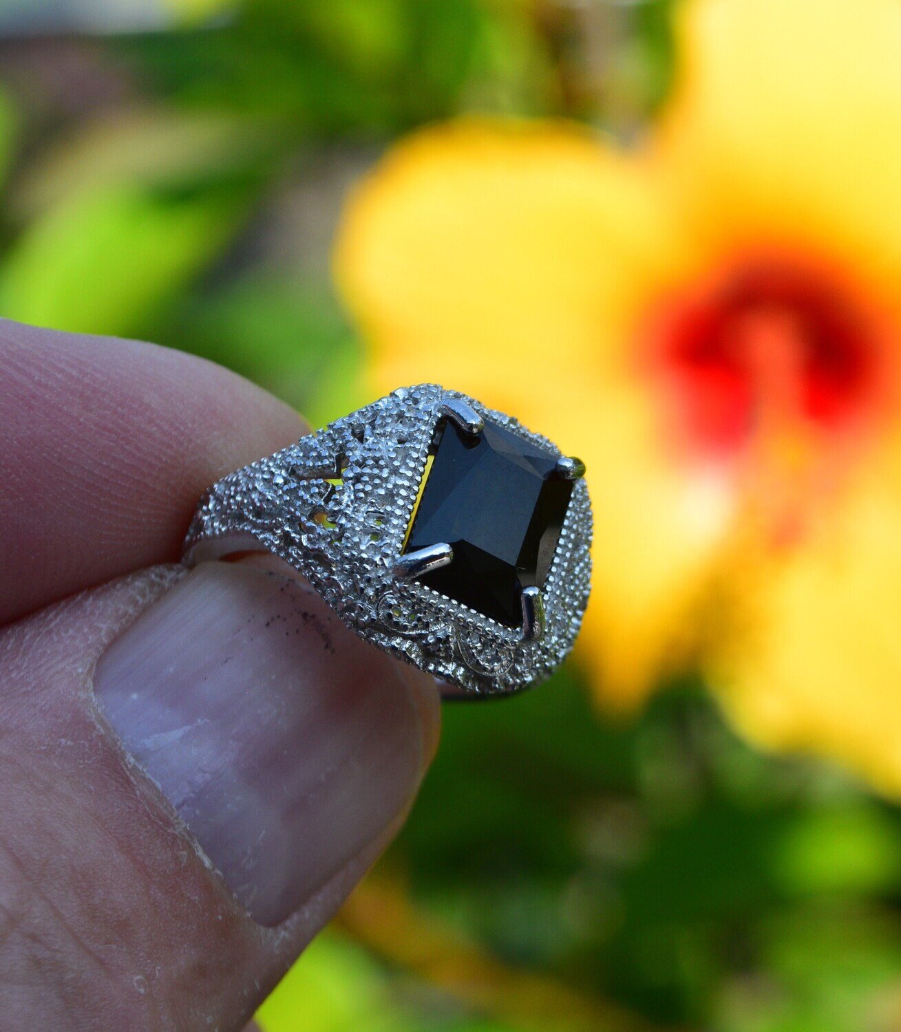 Size 7 Ring. Tourmaline Ring, 3.93 cwt. Natural Earth Mined .  Appraised for 350. See Video
