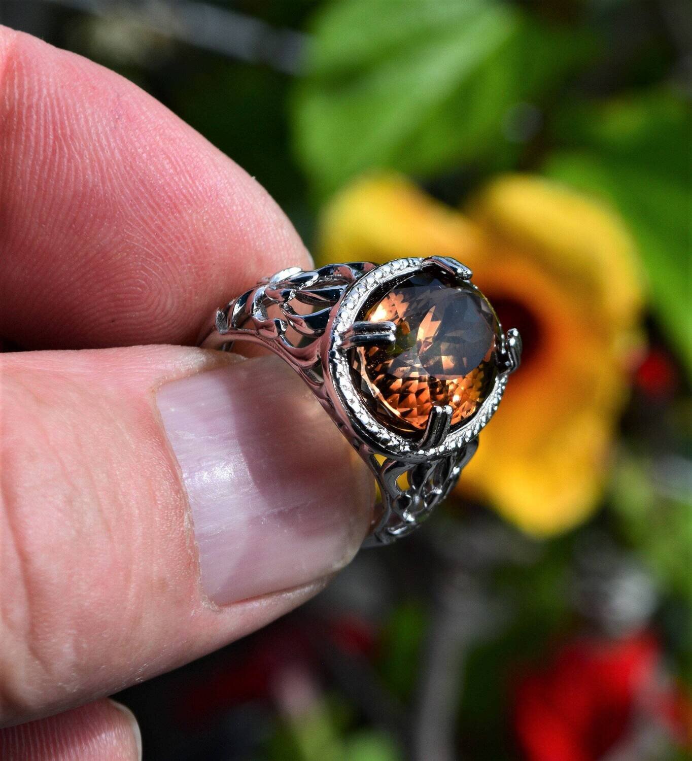 Size 8 Ring , Topaz, 14.22cwt. 16.5x11.2 mm. Independent  Master Valuer Appraised for $1,065 Before Setting . See Video