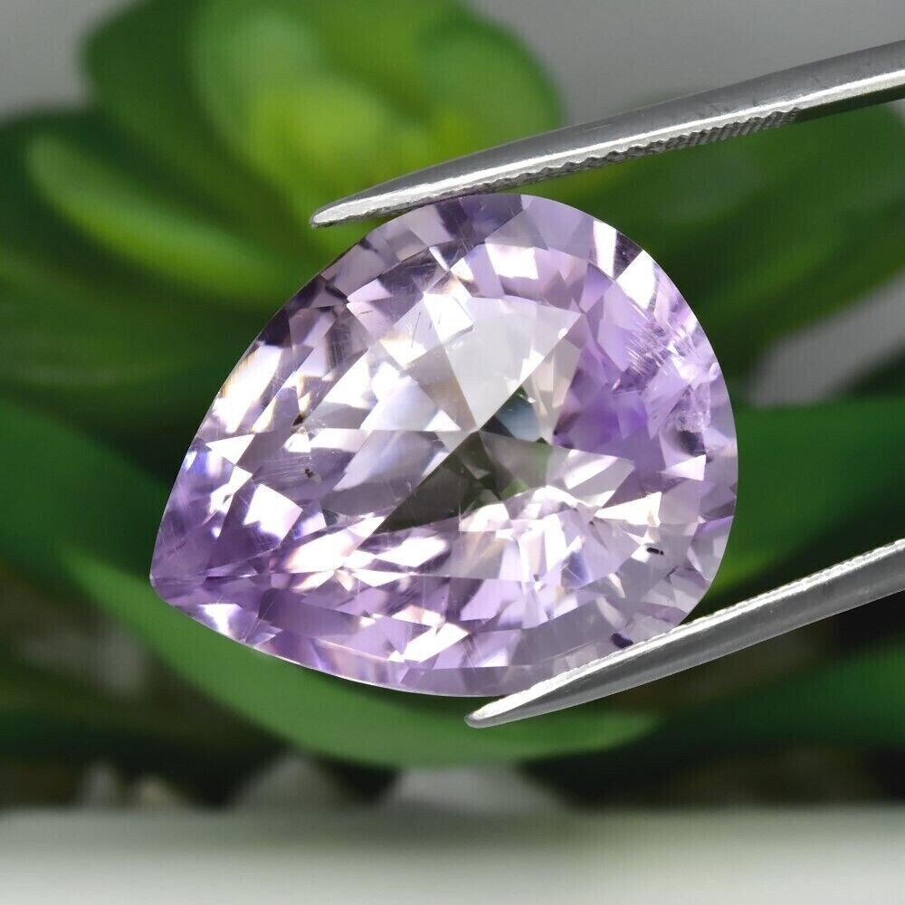 Amethyst,  24 cwt.  Earth Mined. 22.8x19.4x14mm. Unheated. February Birthday. See Video.