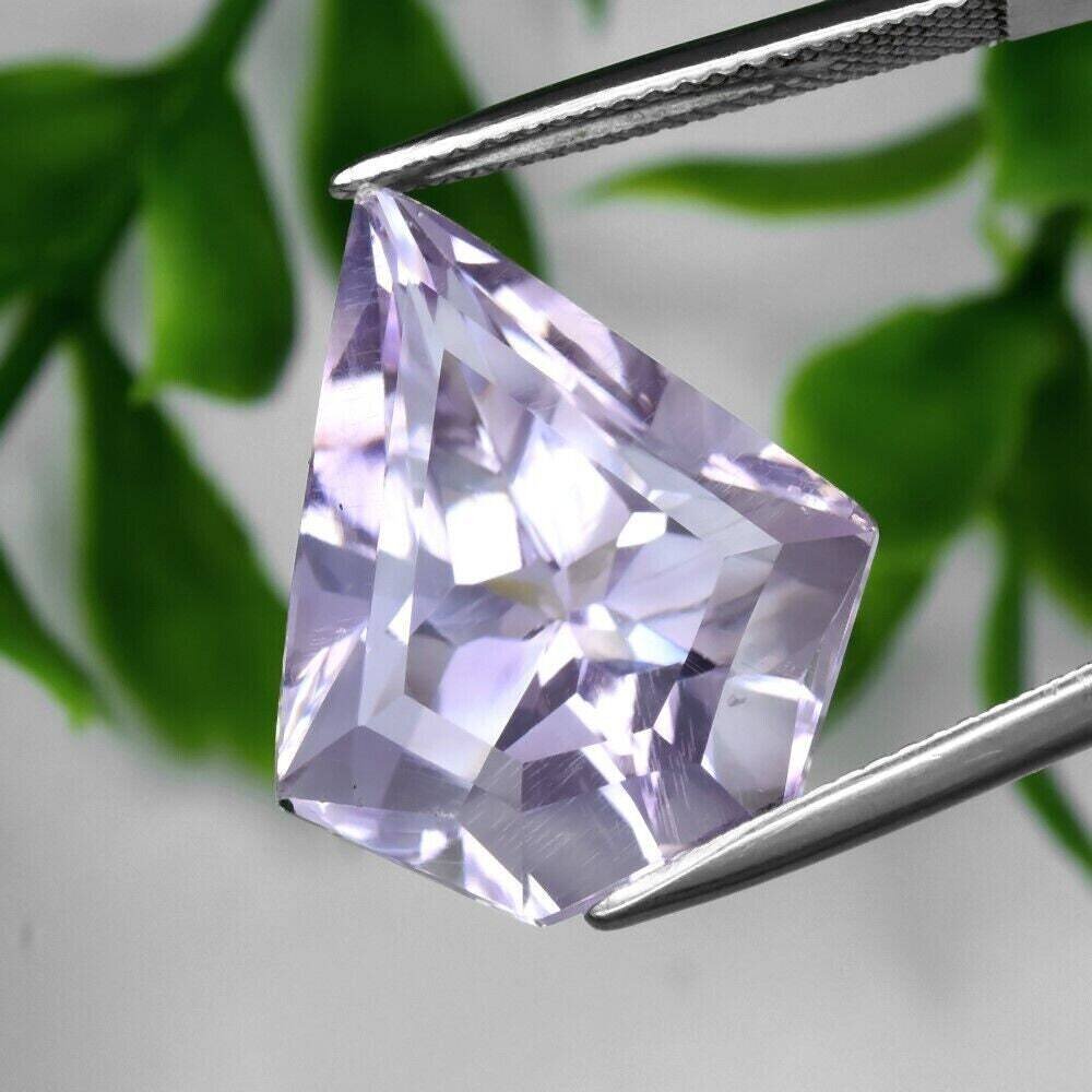 Amethyst, Approx. 17.7cwt.  Natural Earth Mined. 21x17.4x12.4mm. Unheated. See Video.