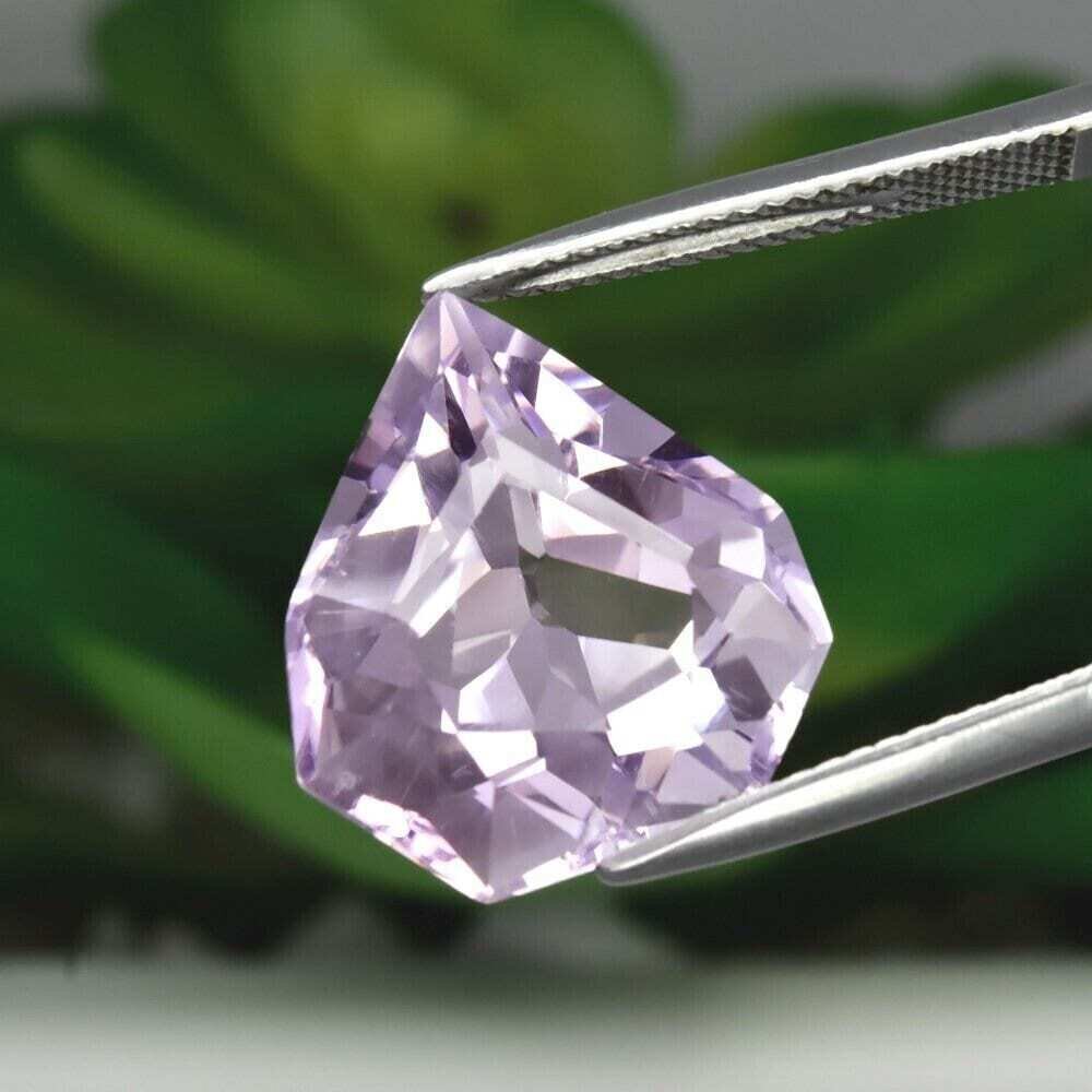 Amethyst, Approx. 12.6cwt.  Natural Earth Mined. 17.5x15.5x10mm. Unheated. February Birthday
