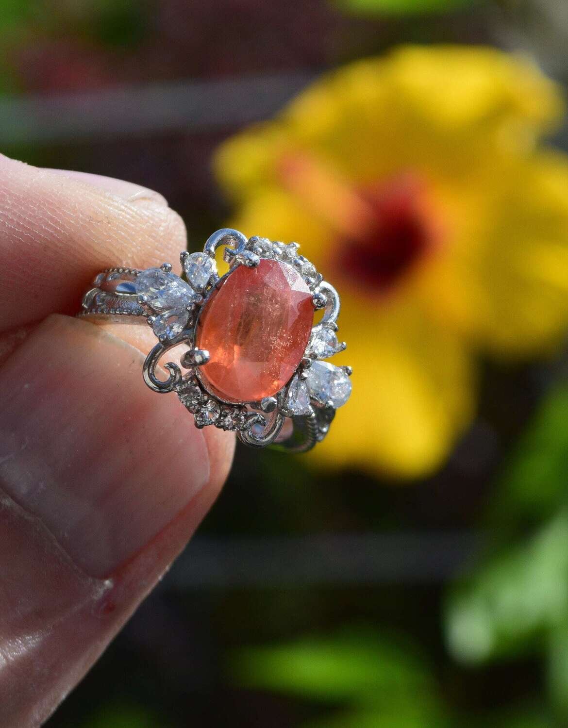 Size 7 Sapphire Ring . A 3.88cwt. Independent  Master Valuer Appraised : $1,310 Before Setting.