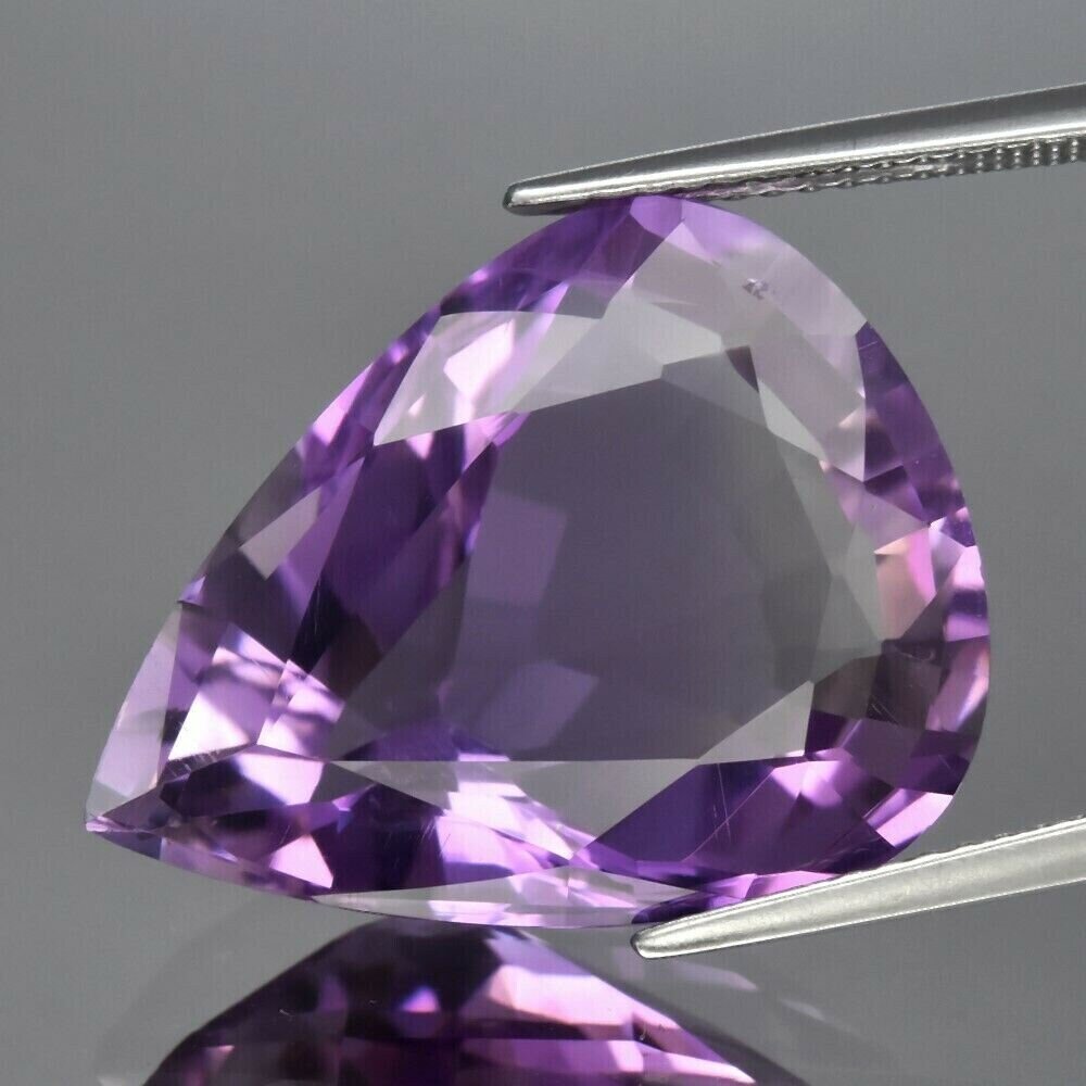 Amethyst . Approx.  15.3cwt. Natural Earth Mined. 21x16x9.3mm.  Unheated. Video