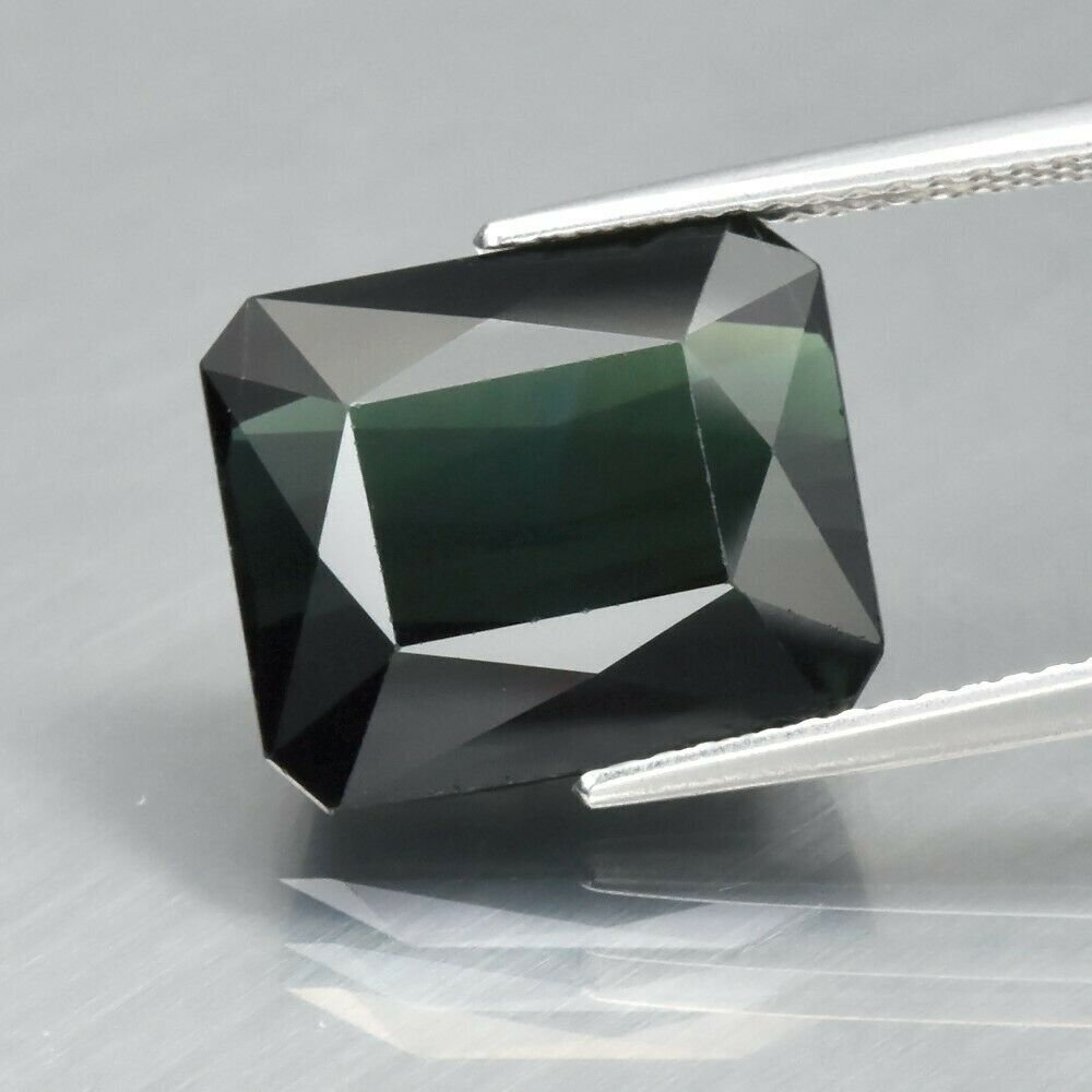 Tourmaline. Approx.  7.85cwt.  Natural Earth Mined. 13x11x6.2mm.  Unheated.
