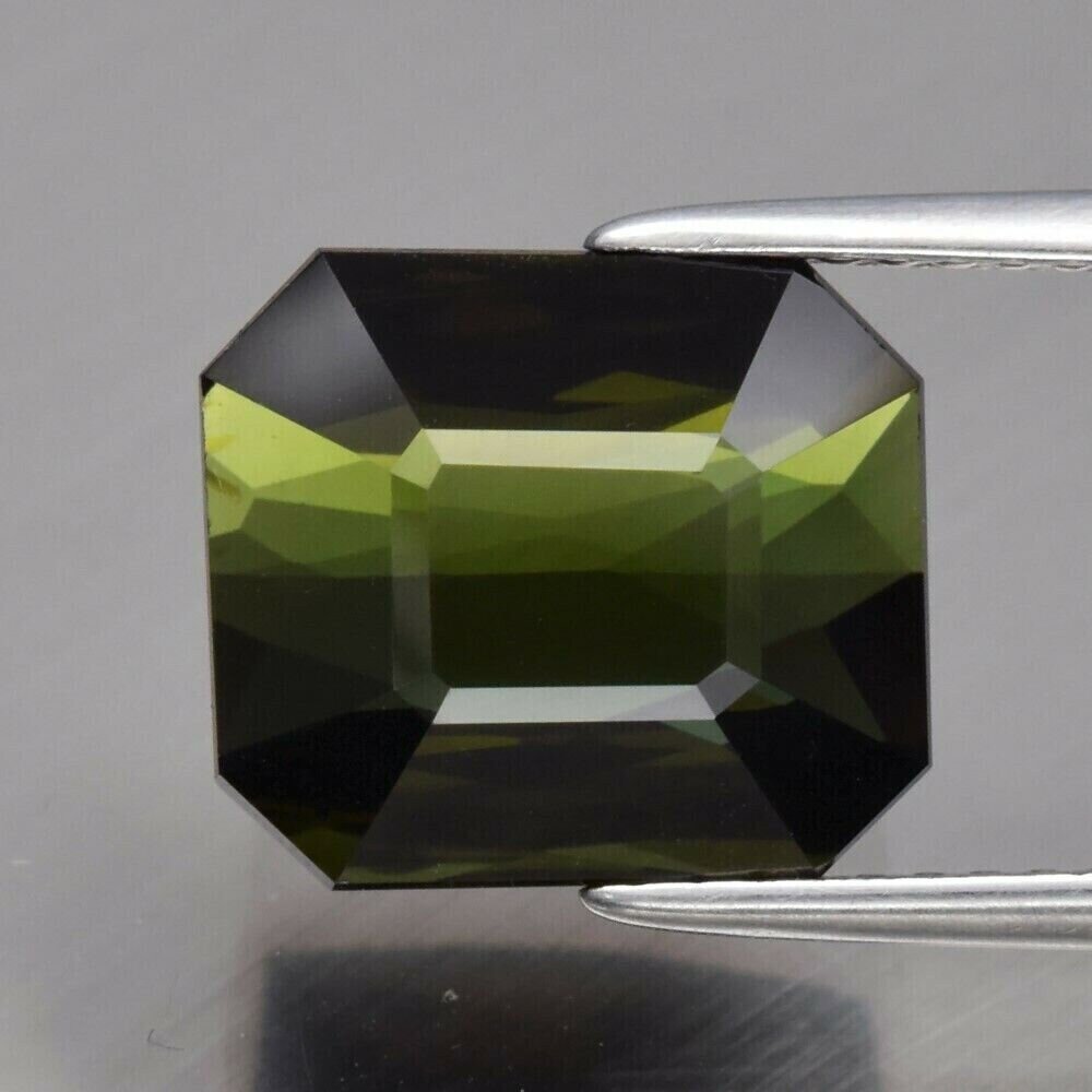 6.23 cwt. Tourmaline . Earth Mined . Untreated. Independent  Master Valuer Appraised for $600. See Video