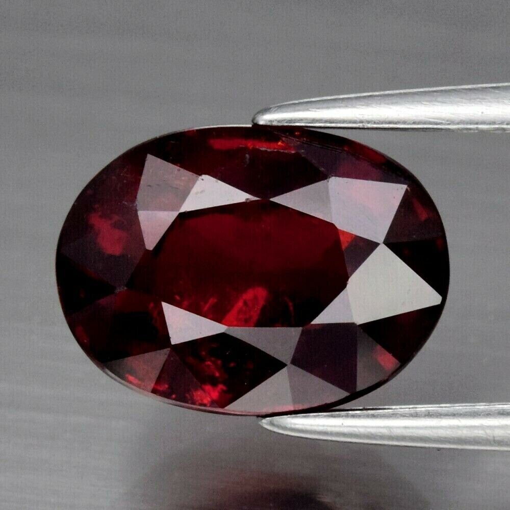 Garnet. Spessartine. Approx.  3.25cwt. Natural Earth Mined. 9.3x7x5mm.  Unheated.