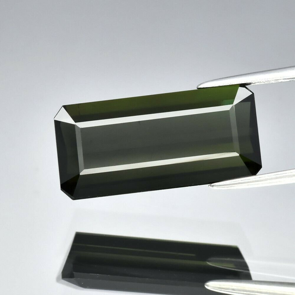 Tourmaline.  Approx.  7.55cwt.  Natural Earth Mined. 17x8.5x5.1mm. October Birthday. Unheated. See Video.