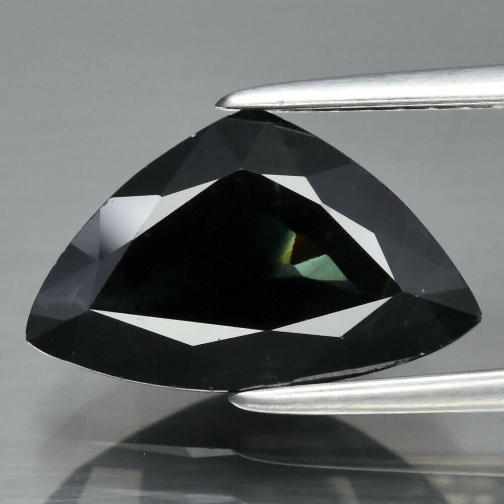 Sapphire. 3.02 cwt. Natural Earth Mined . See Video