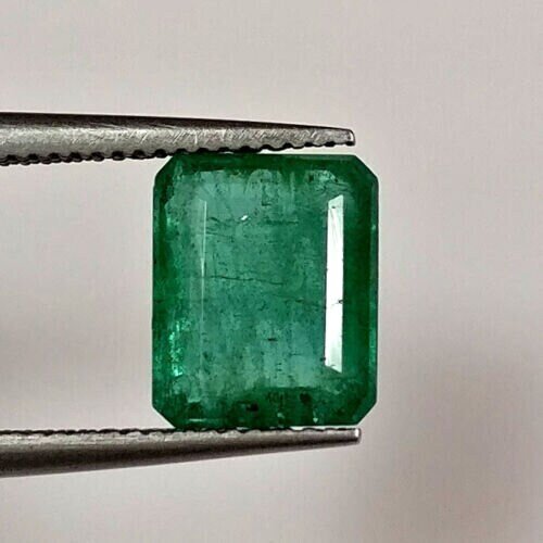 Emerald. 2.7 cwt.  Natural Earth Mined .  May Birthday