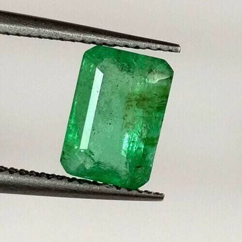 Emerald ,1.4cwt.  Natural Earth Mined .  May Birthday