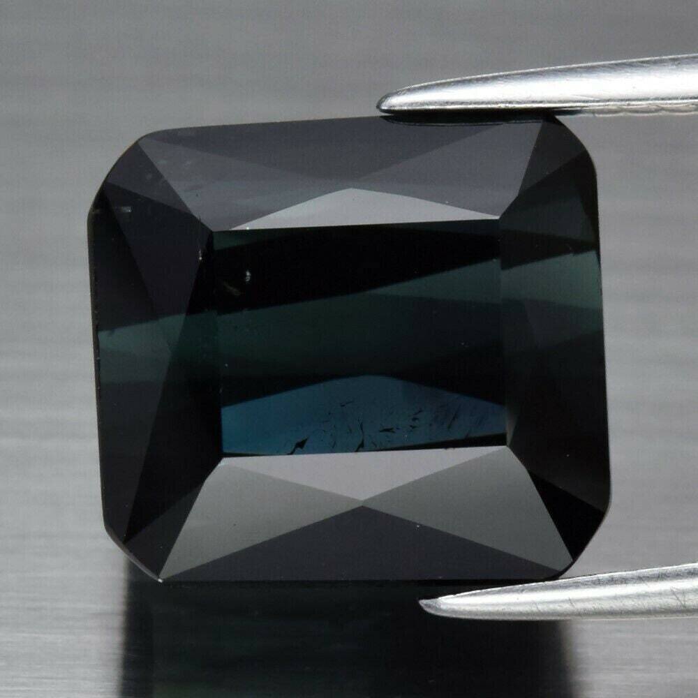 8.91cwt Dark Blue/Green Tourmaline. 11x10.2x8.3. Appraised by Independent Master Valuer for $615. See Video
