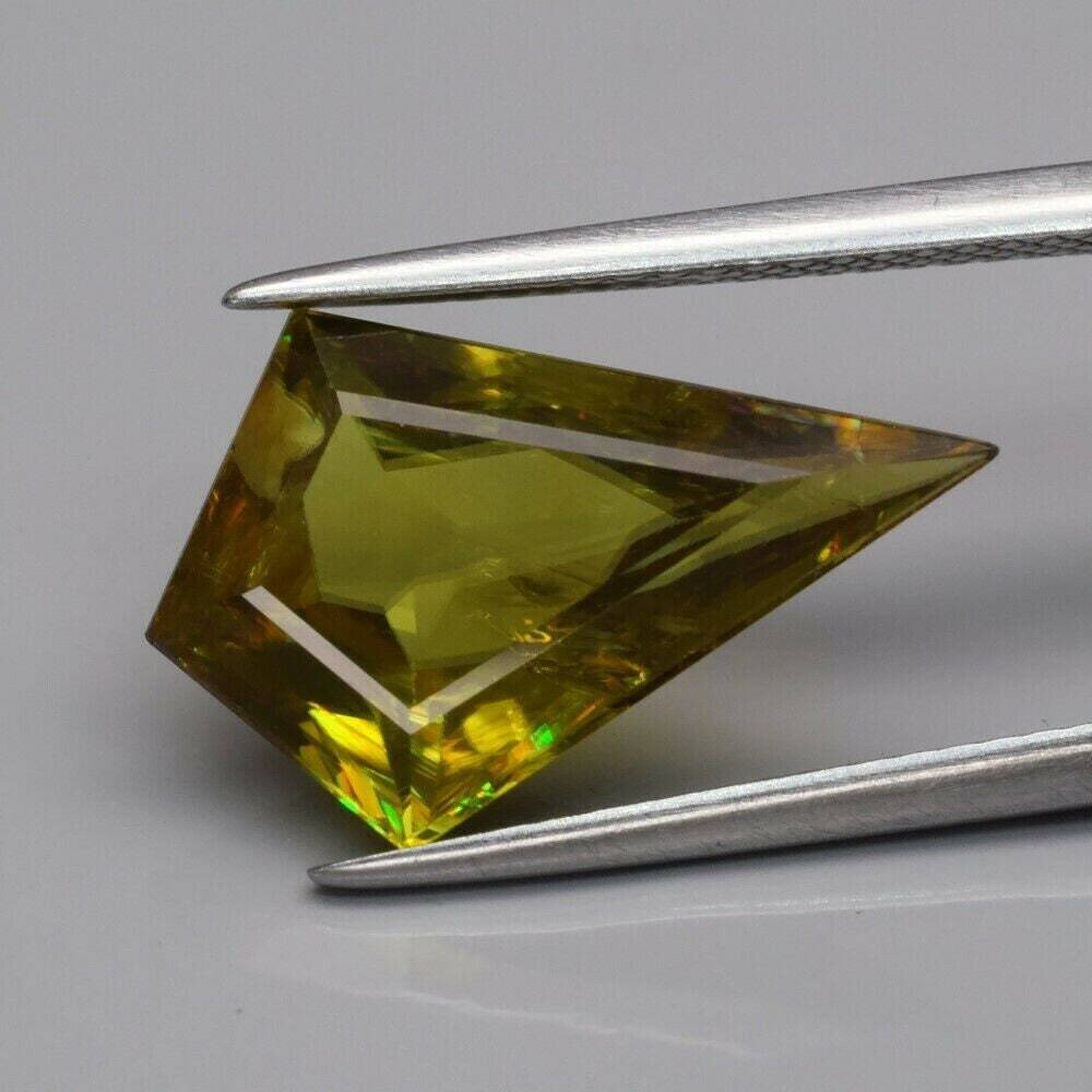Sphene, Approx.  4.6cwt. Natural Earth Mined. 17.6x11.1x4.75mm.  Unheated. See Video