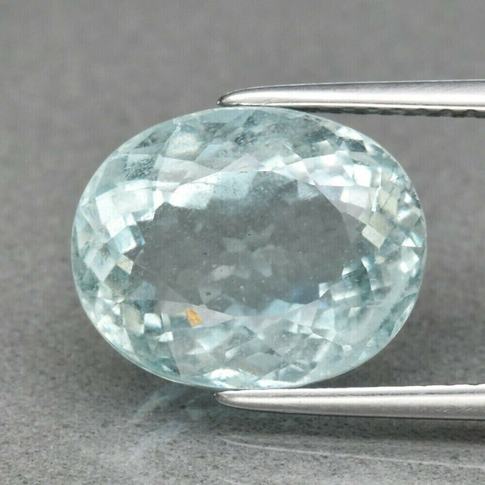 Aquamarine, 5.90 cwt. Natural Earth Mined . Unheated, Untreated. March Birthstone. See Video