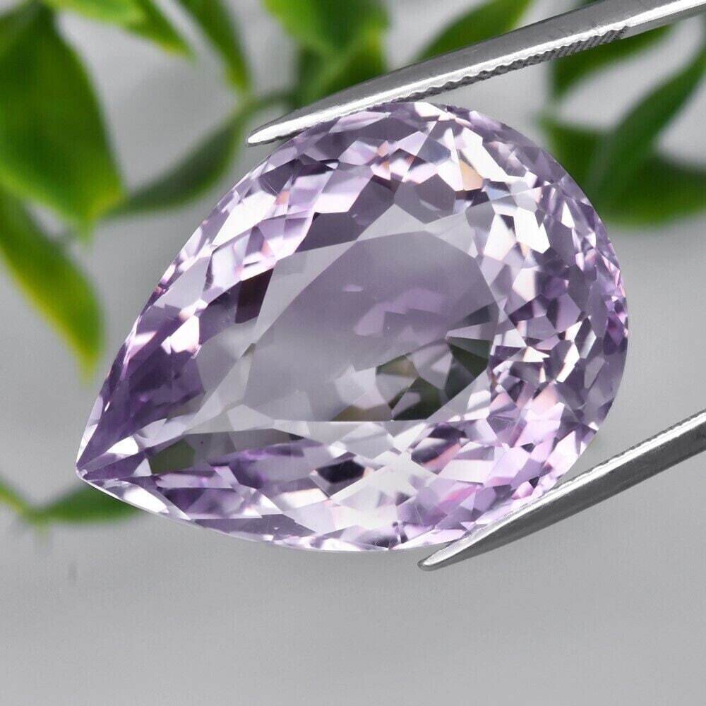 Amethyst, Approx.  44.85cwt.  Natural Earth Mined. 27.8x20.8x14.5mm. Unheated. See Video