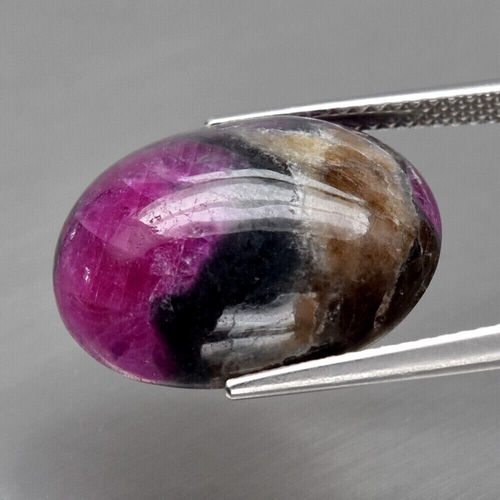 Unheated Multicolor Sapphire Cabochon. Approx.  17.8cwt. Natural Earth Mined.18x14.5x8mm. See Video