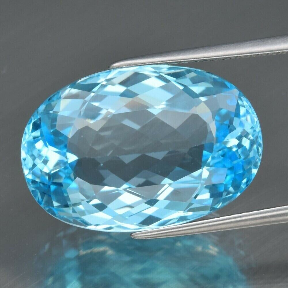 Topaz, 19.25cwt. Natural Earth Mined .  19.6x13.4mm. See Video