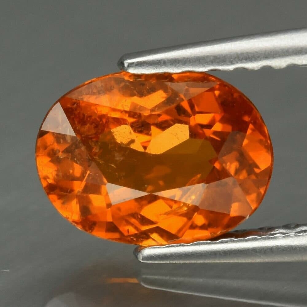 Garnet. Spessartine. Approx.  1.5cwt. Natural Earth Mined. 10x8x4.2mm. Unheated. See Video