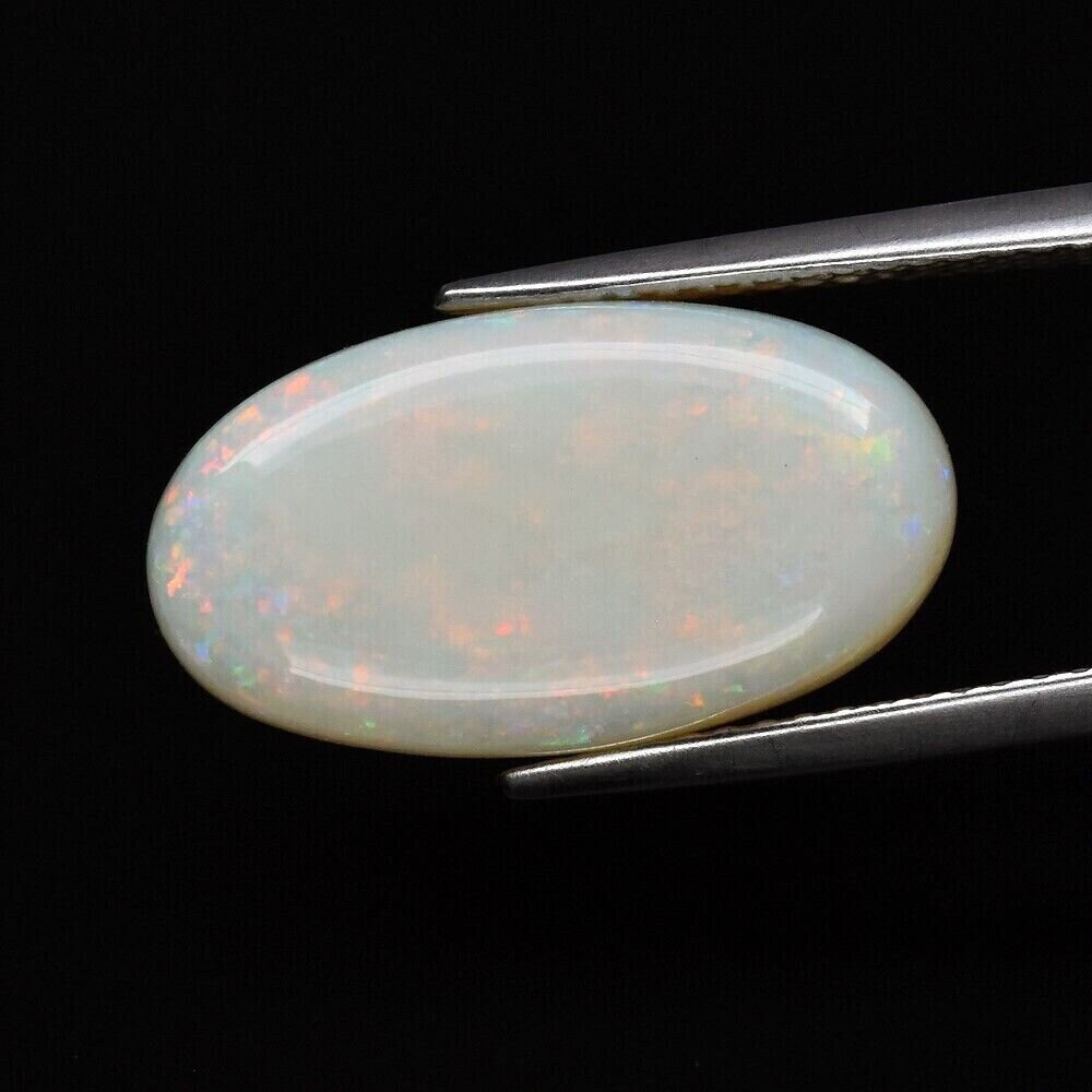 Opal. 5.6 carats. Natural Earth Mined in Coober Pedy Australia.