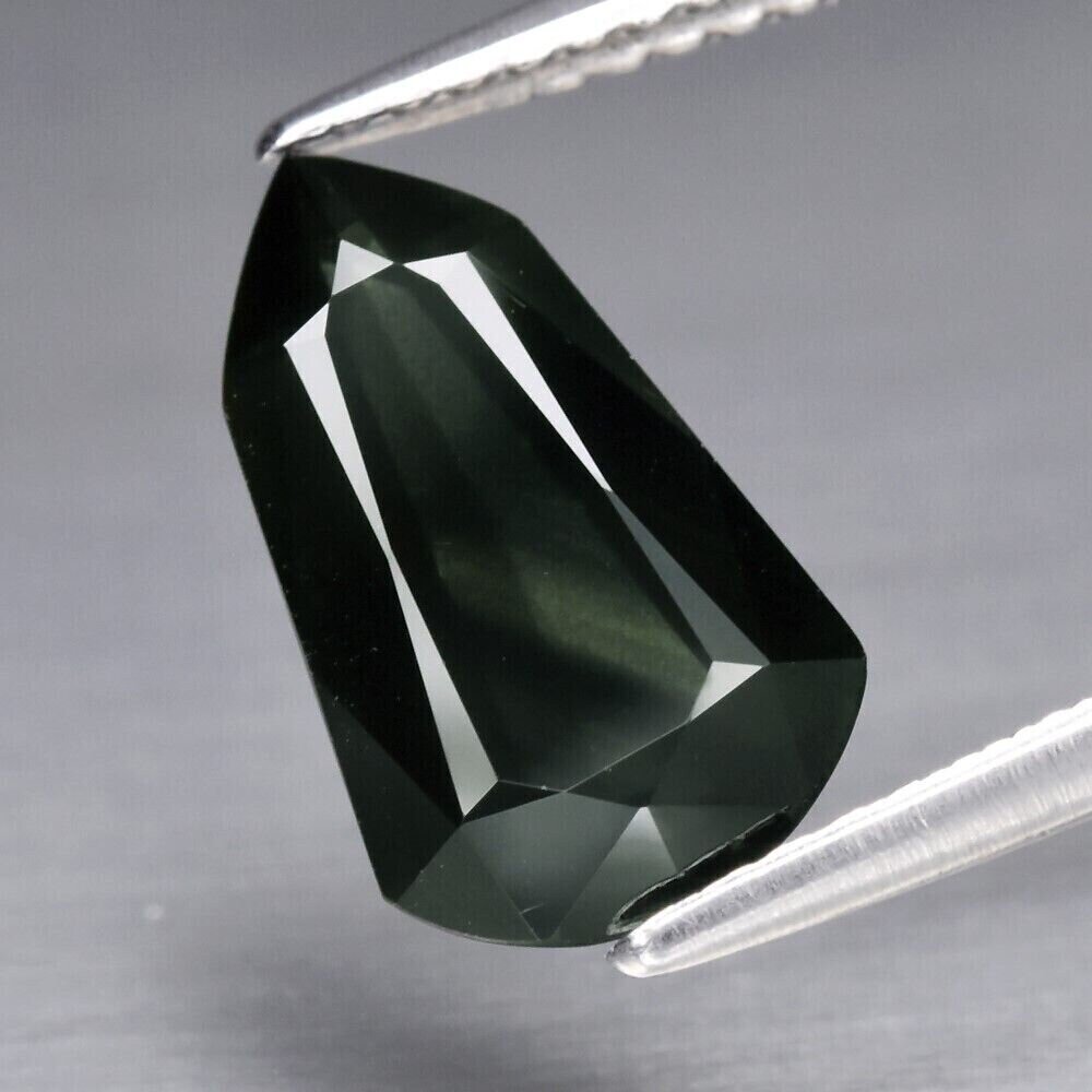 Blue/Green Sapphire. 2.5 cwt. Natural Earth Mined. 12x7.2x3.7 mm. See Video