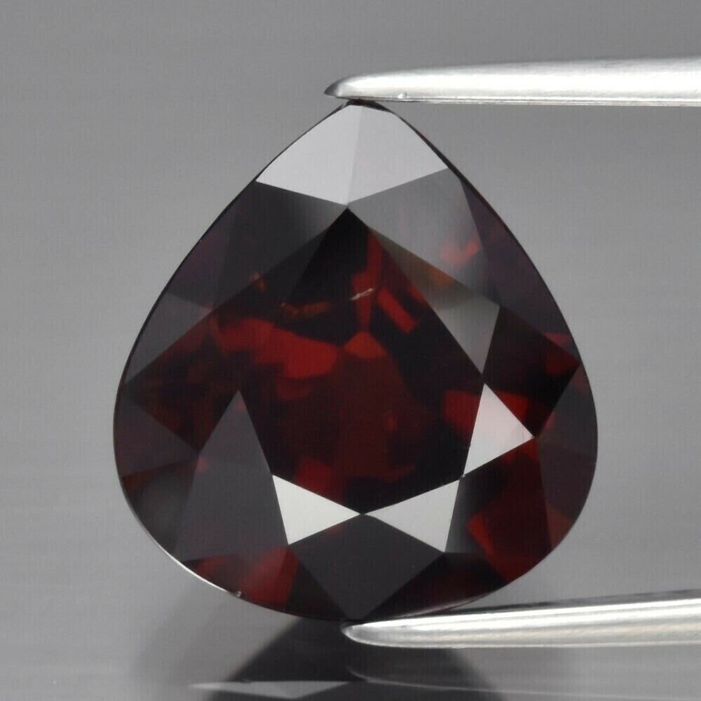 Garnet, 5.83cwt. Natural Earth Mined Spessartite. 11.6x10.8x6mm. See Video