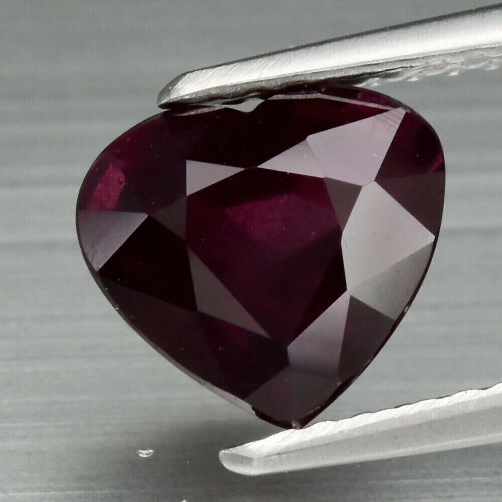 Heart Shaped Garnet. 2.28 cwt Untreated Rhodolite .Why Settle for Imitations? SEE VIDEO.