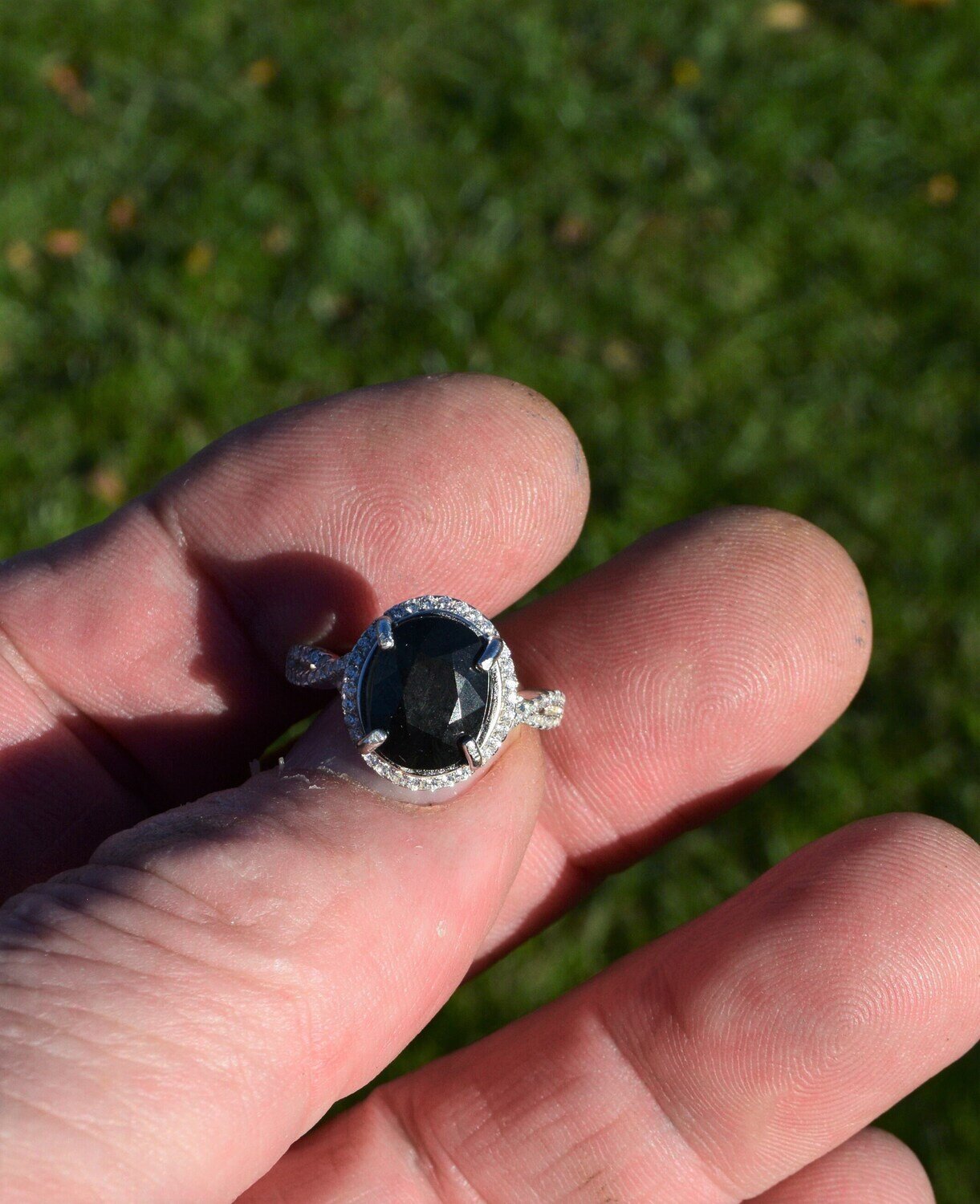 Size 7 Ring. A 4.14 Green Sapphire. 10.5x8x5.5 mm. September Birthday . See Video
