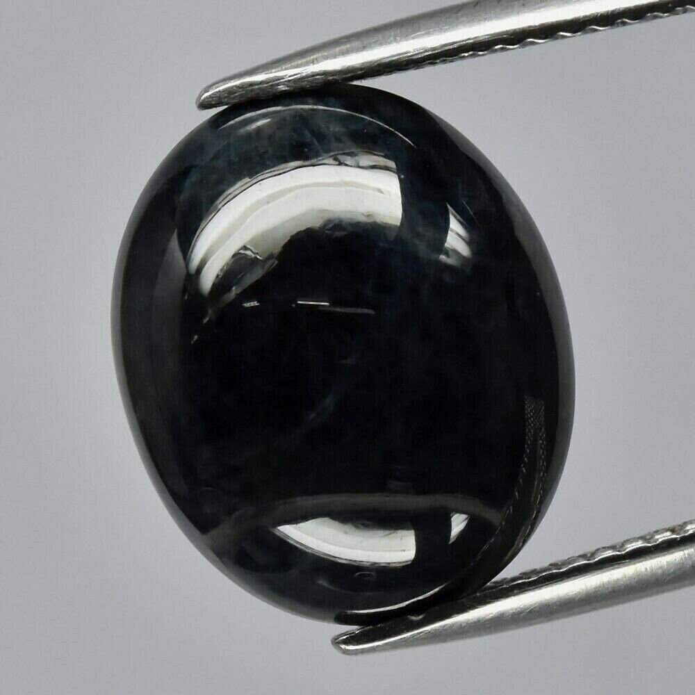Blue Sapphire . 12.55 cwt. Cabochon . No Glass! Natural Earth Mined . See Video