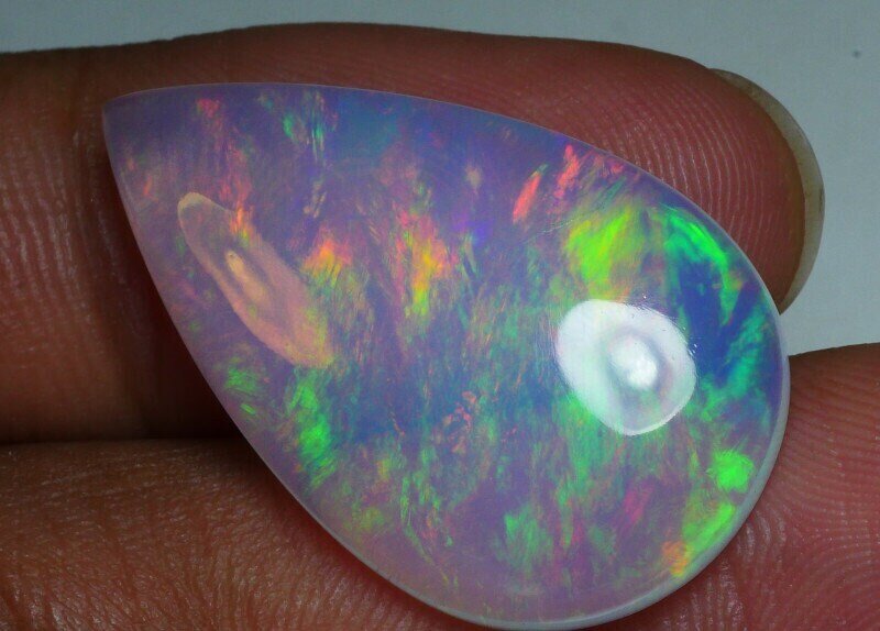 13 cwt . Untreated Earth Mined  Opal .  Independent Master Valuer Appraisal: $2,310. See Video