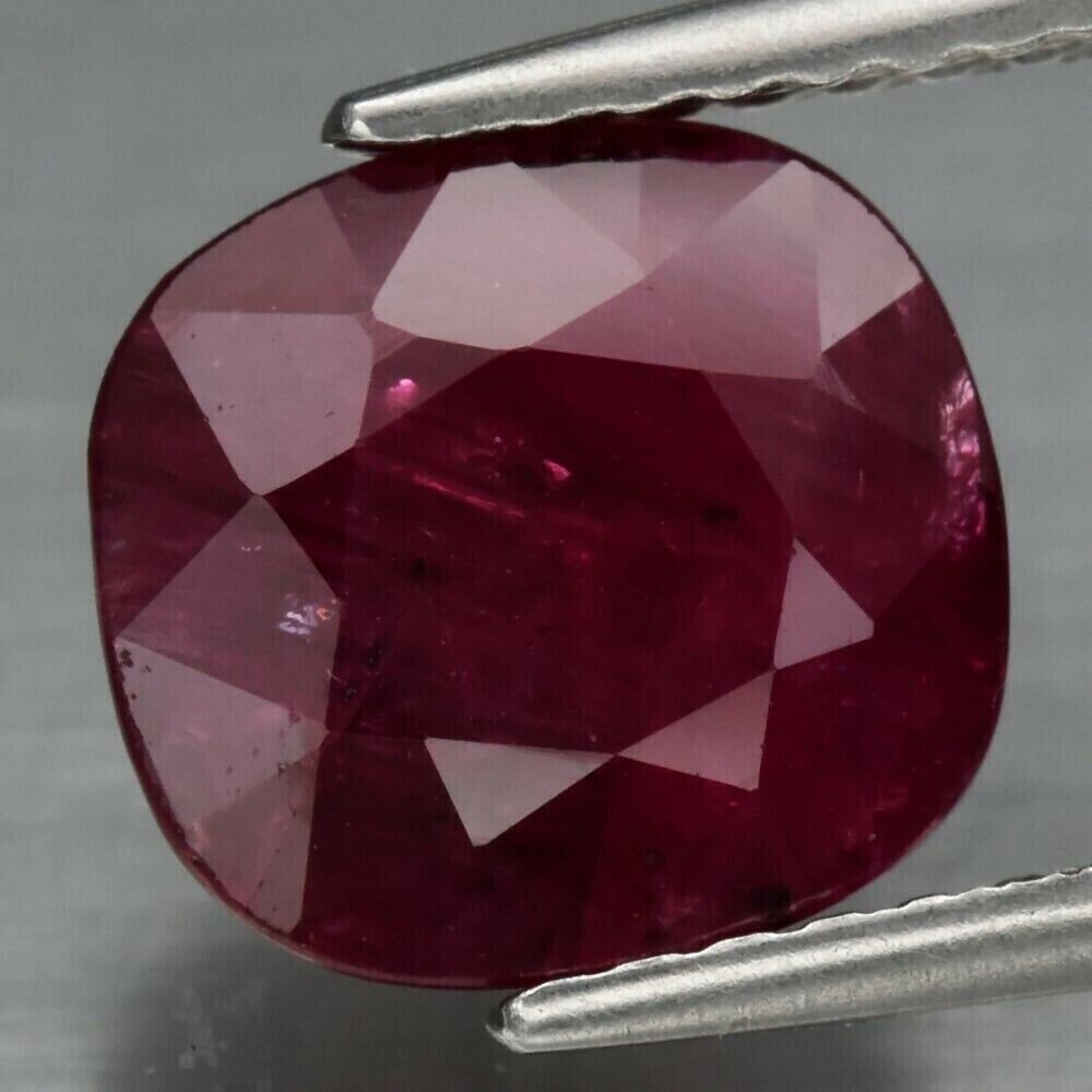 Ruby. 2.76 cwt. Natural Earth Mined . Independent Master Valuer Appraised for $ 265. See Video