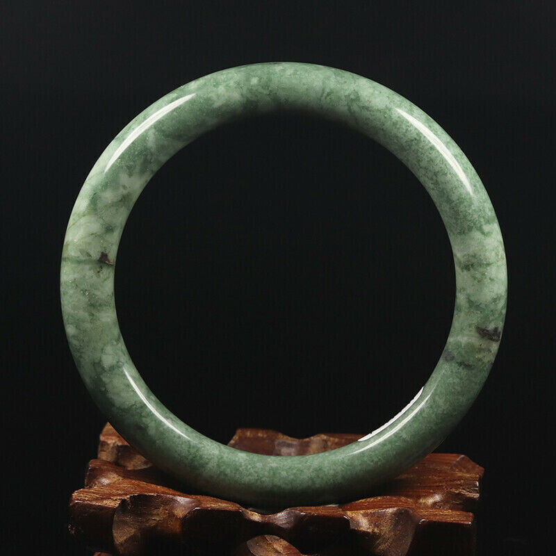 Hand Carved Quartz Bangle, 61mm Diameter, 10.5mm wide, 9.5mm thick.