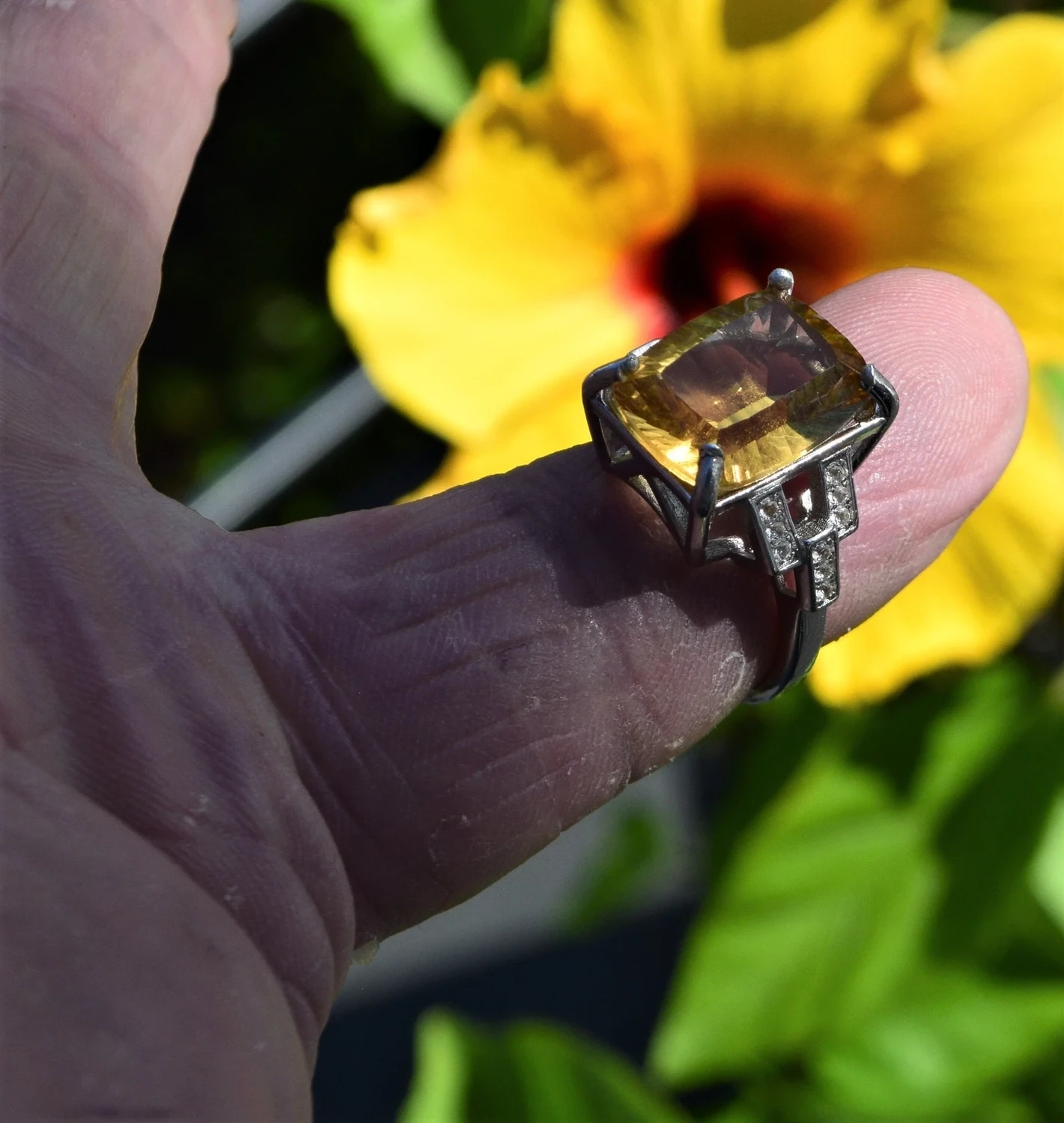 Size 7 Ring. Citrine Ring,  Stone approx. 9.8 cwt. Natural Earth Mined .  November Birthstone. See Video