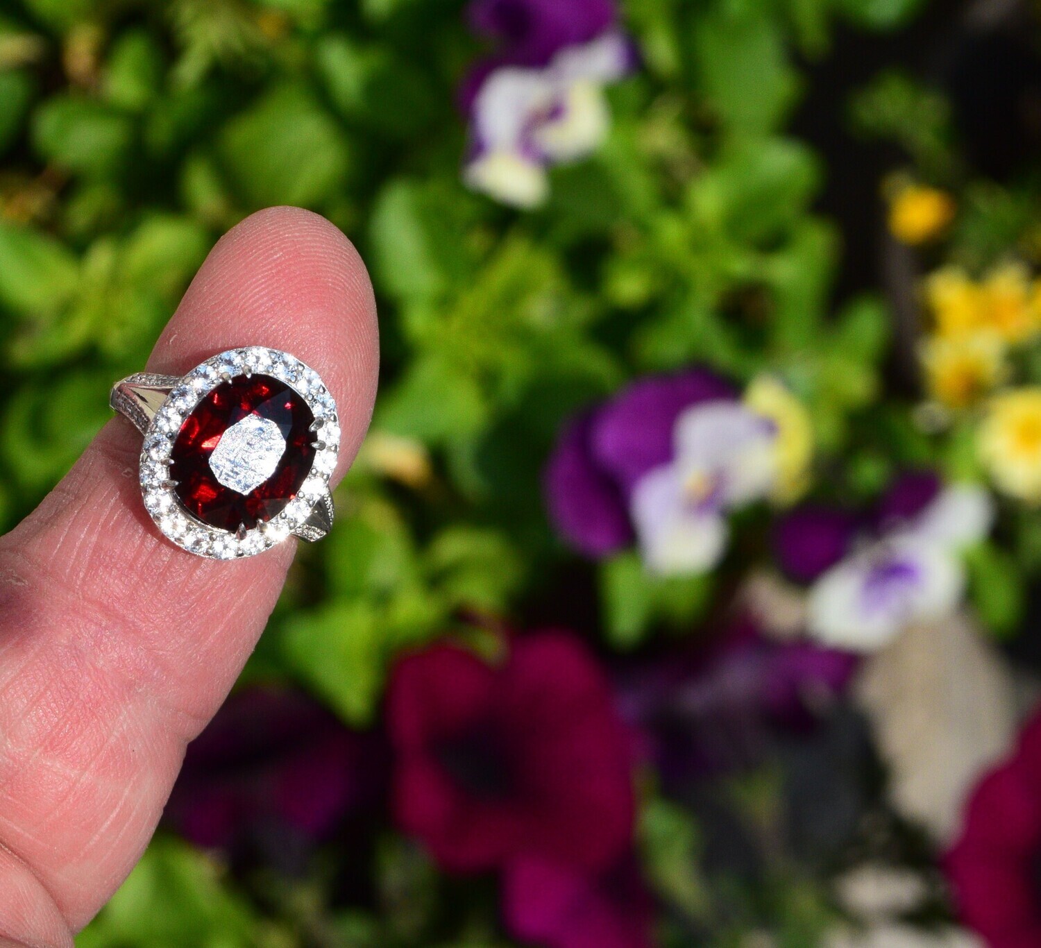 Size 7 Ring. Garnet Ring . Rhodolite Garnet.  7.85cwt. Natural Earth Mined 12.3x10.3x7mm. January Birthday