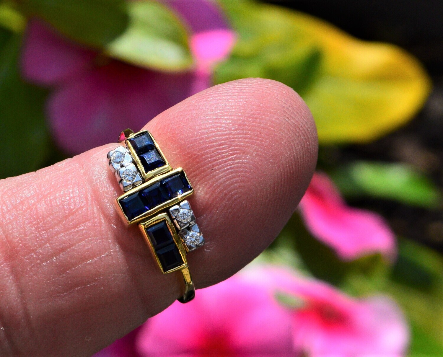 1.05 cwt total weight Blue  Sapphire. Solid Gold Setting w. Diamonds. Size 6. September Birthstone. See Video.