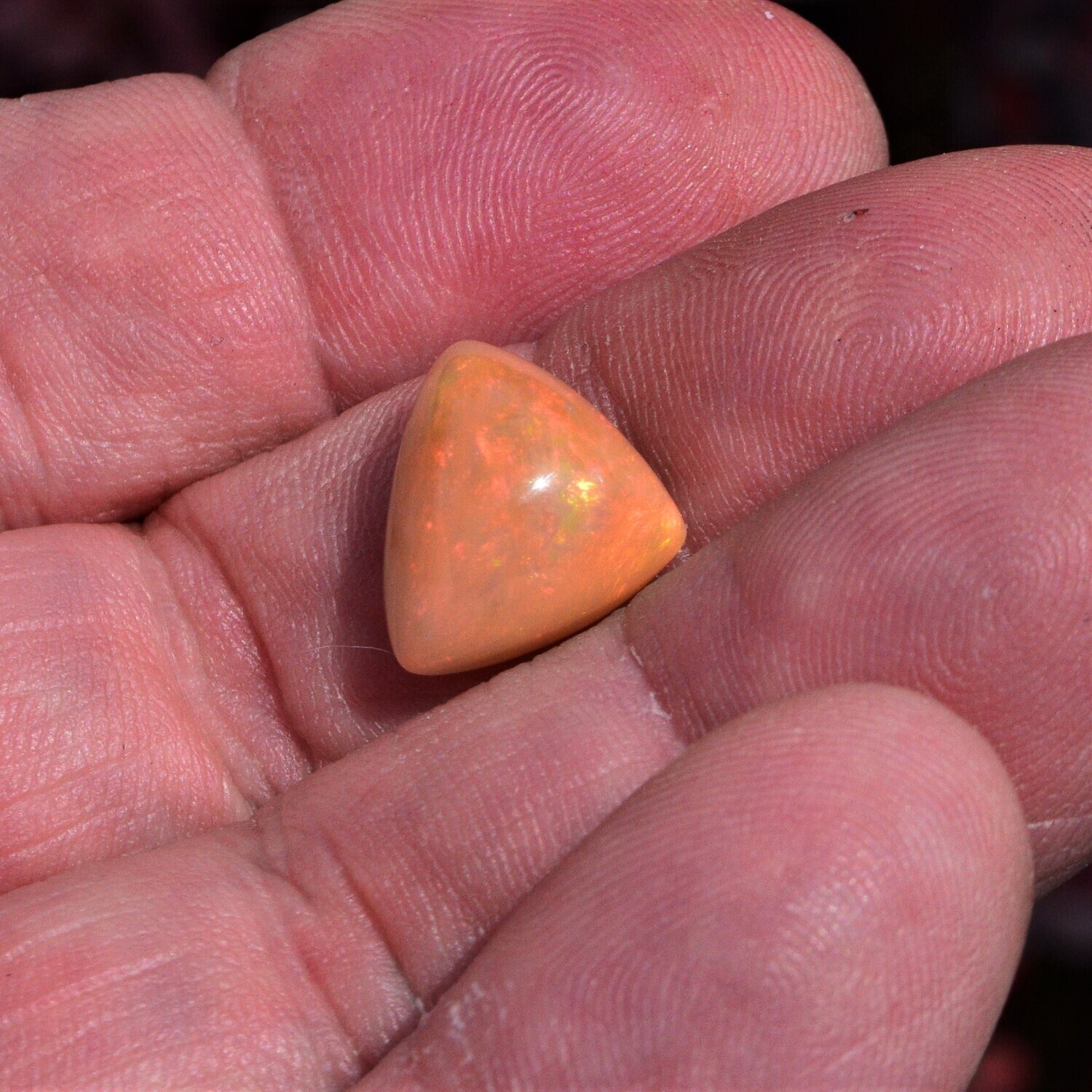 7cwt  Natural  Earth Mined Opal . 15.7x13.5x8.6mm. Independent Master Valuer Appraised  for 1,125. See Video.
