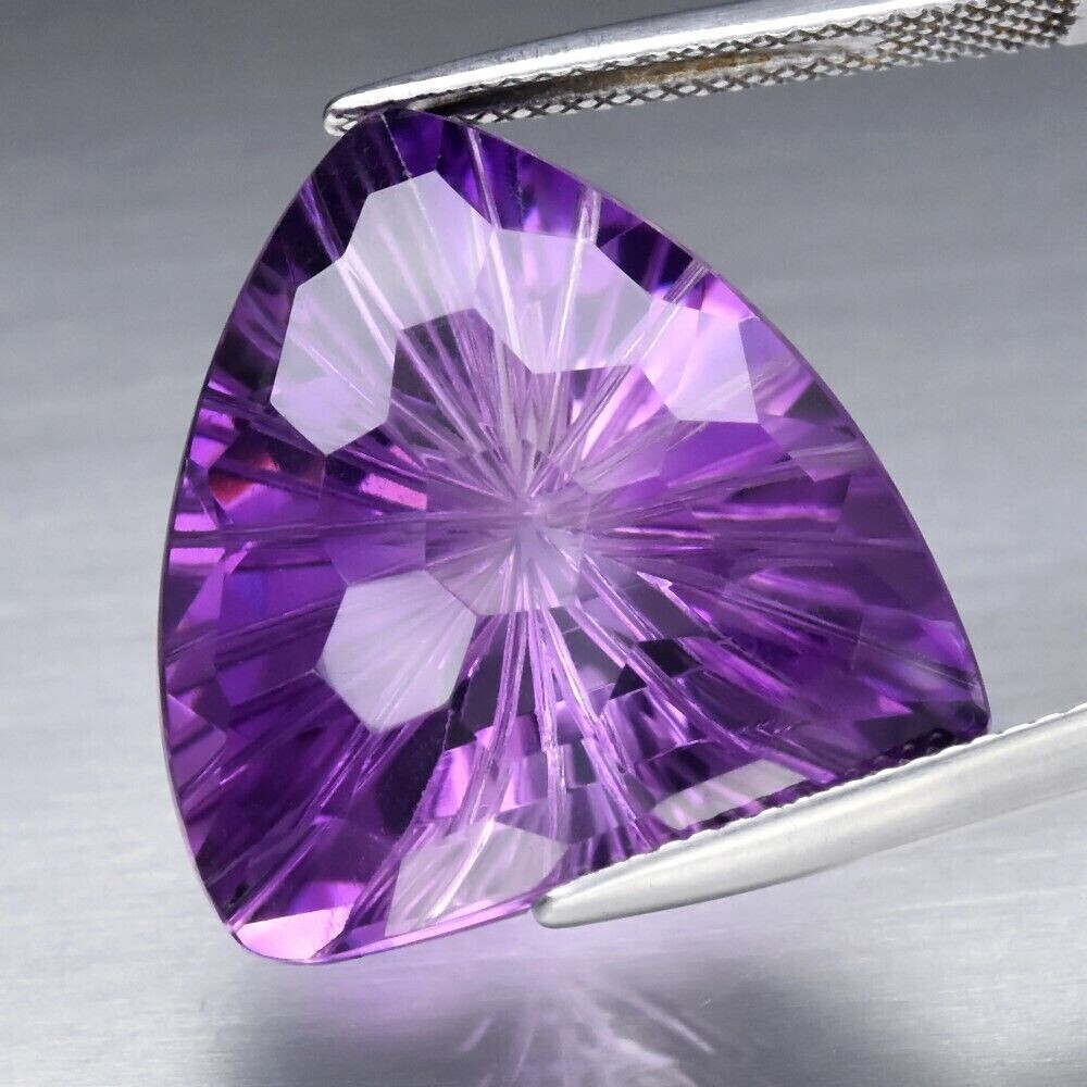 Amethyst 23.85cwt . 20.5x19.6x11.7mm. Master Valuer Appraised for $895. February Birthday. See Video.