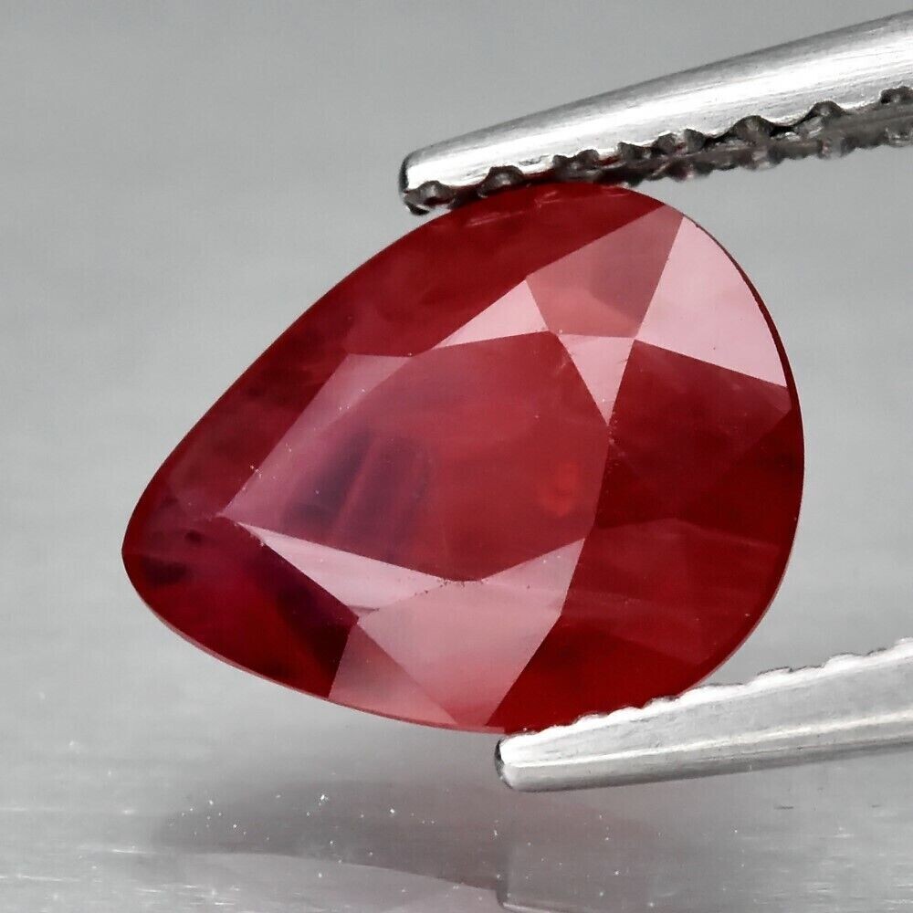 Ruby. 1.3 cwt. Natural Earth Mined . July Birthday. 8.2x6.7x2.7mm See Video