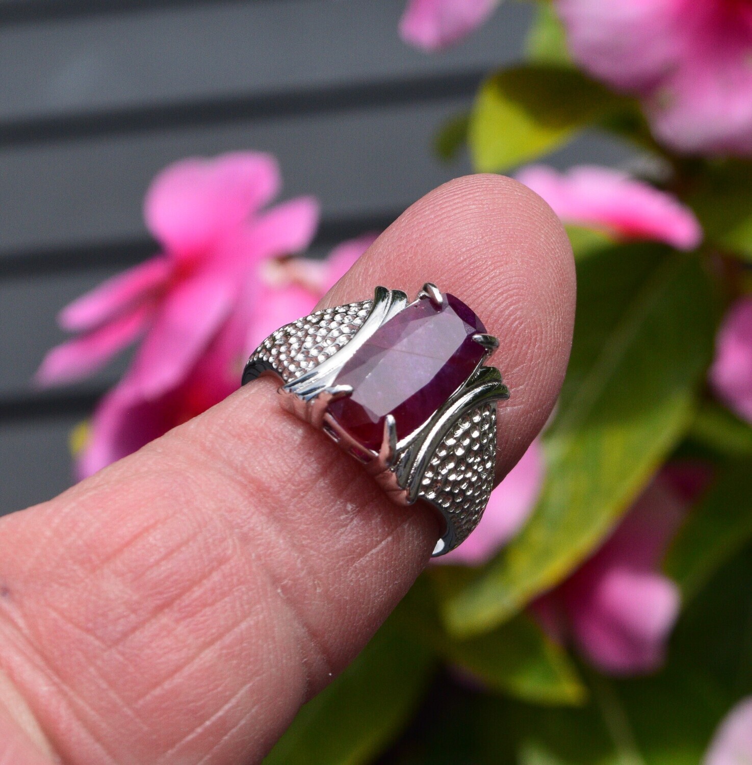 Ruby Ring Size 7.  3.5ct. Natural Earth Mined . July Birthday. 14x7mm. See Video