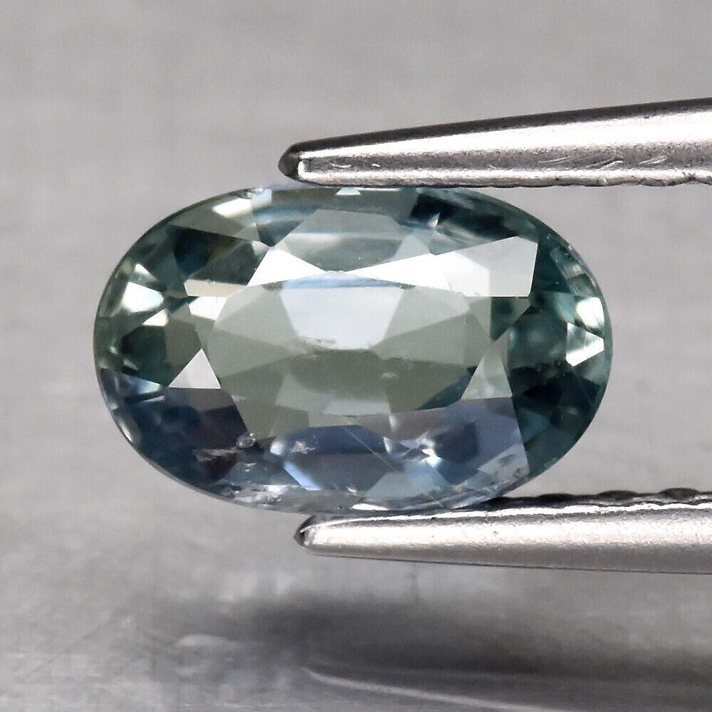 Sapphire, Greenish Blue. Approx.  1.1cwt.  Natural Earth Mined.7x4.7x3.2mm. See Video