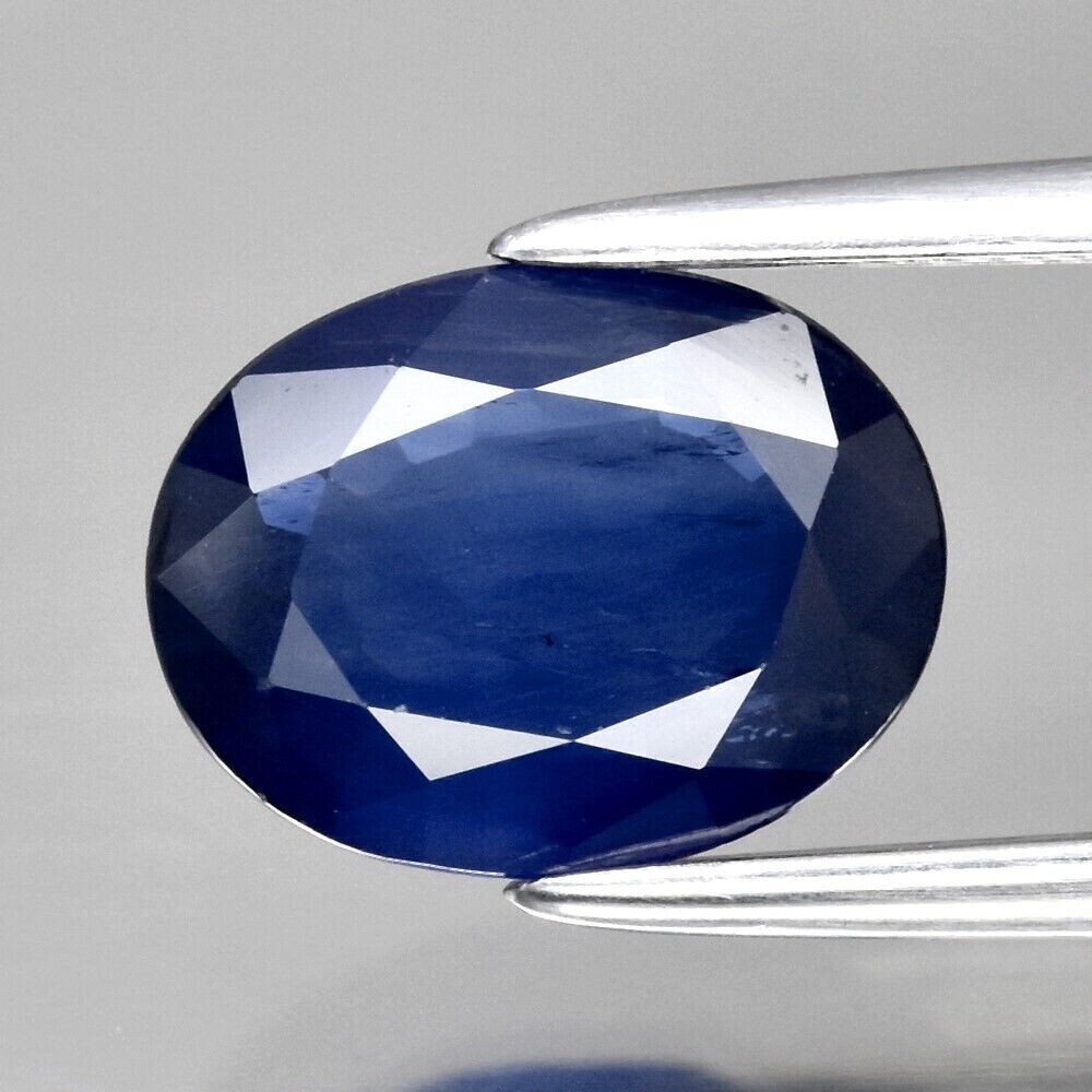 Sapphire, Blue Approx.  1.3cwt.  Natural Earth Mined 8x6.2x2.6mm