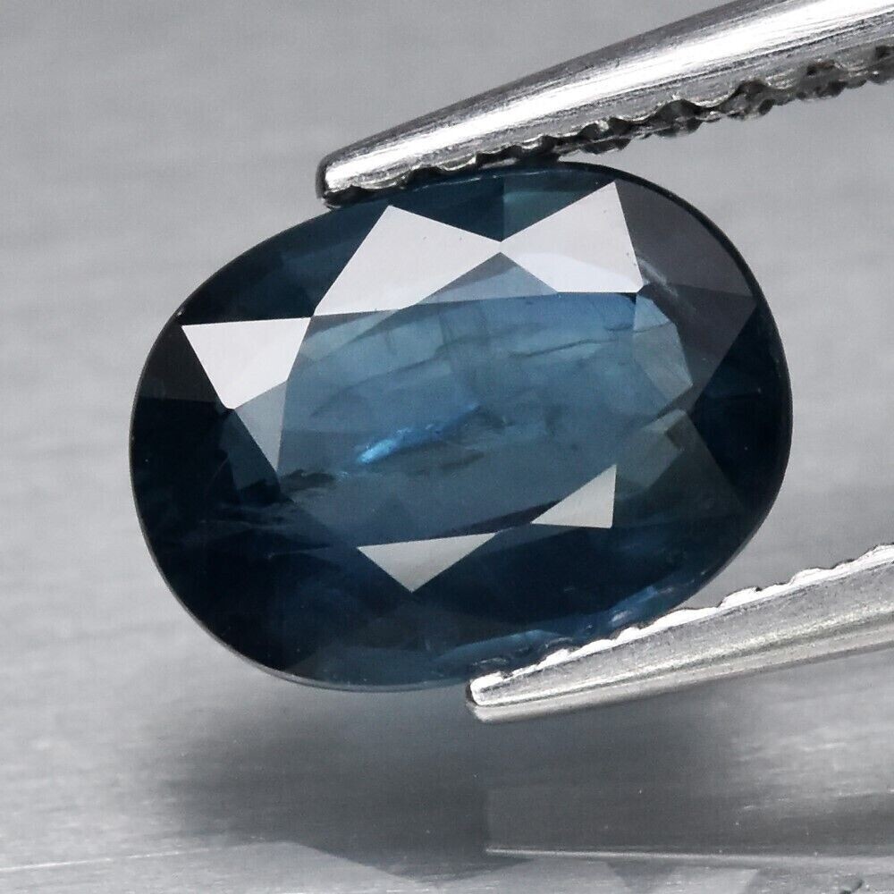 Sapphire, Blue. Approx.  1.35cwt.  Natural Earth Mined. 7.6x5.7x2.9mm. See Video