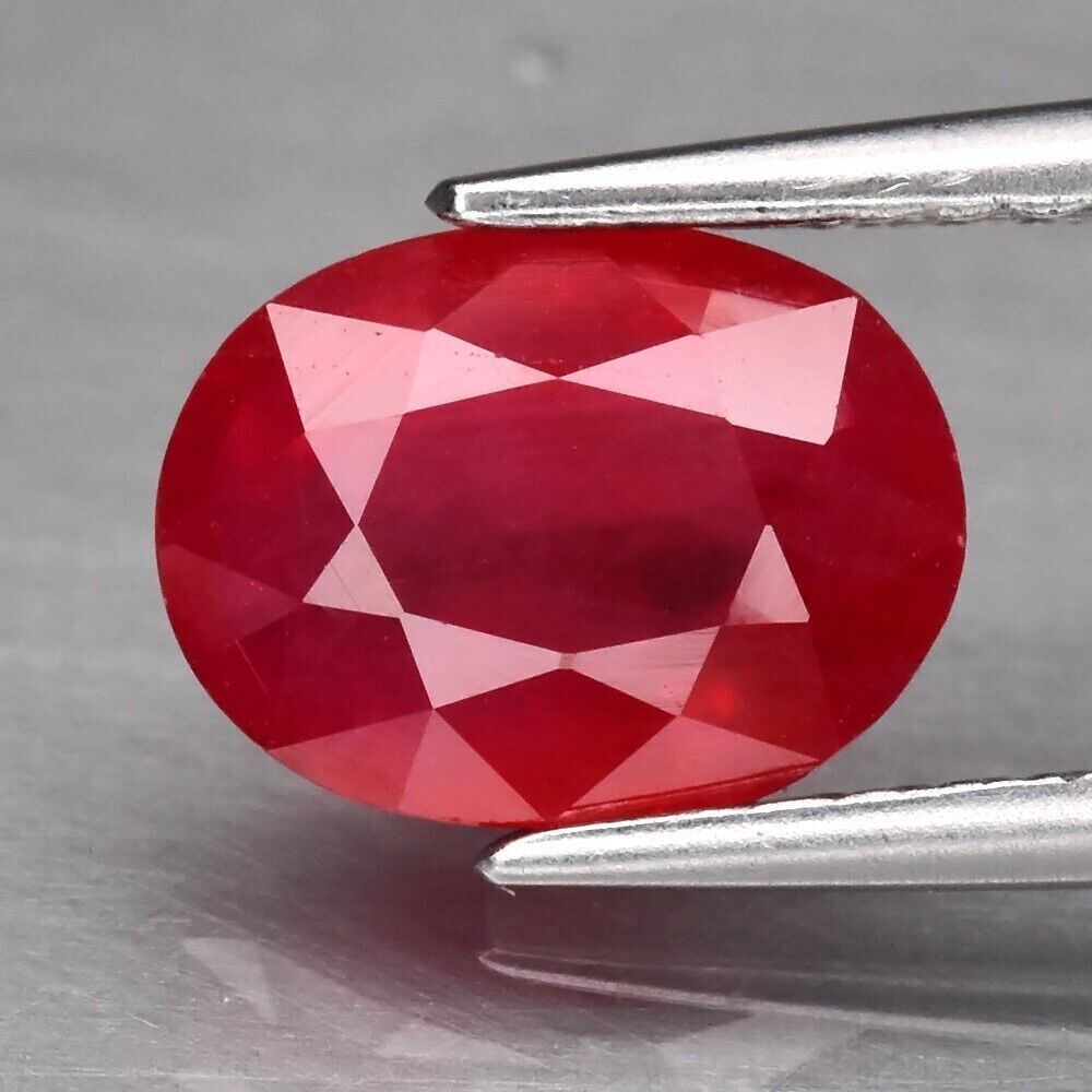 Sapphire, Orangy Red Approx.  1.65cwt.  Natural Earth Mined. 8x6x3.7mm. See Video